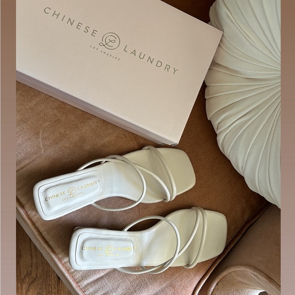 Chinese Laundry ANIELA Sandals In Color Bone - Picture 6 of 7